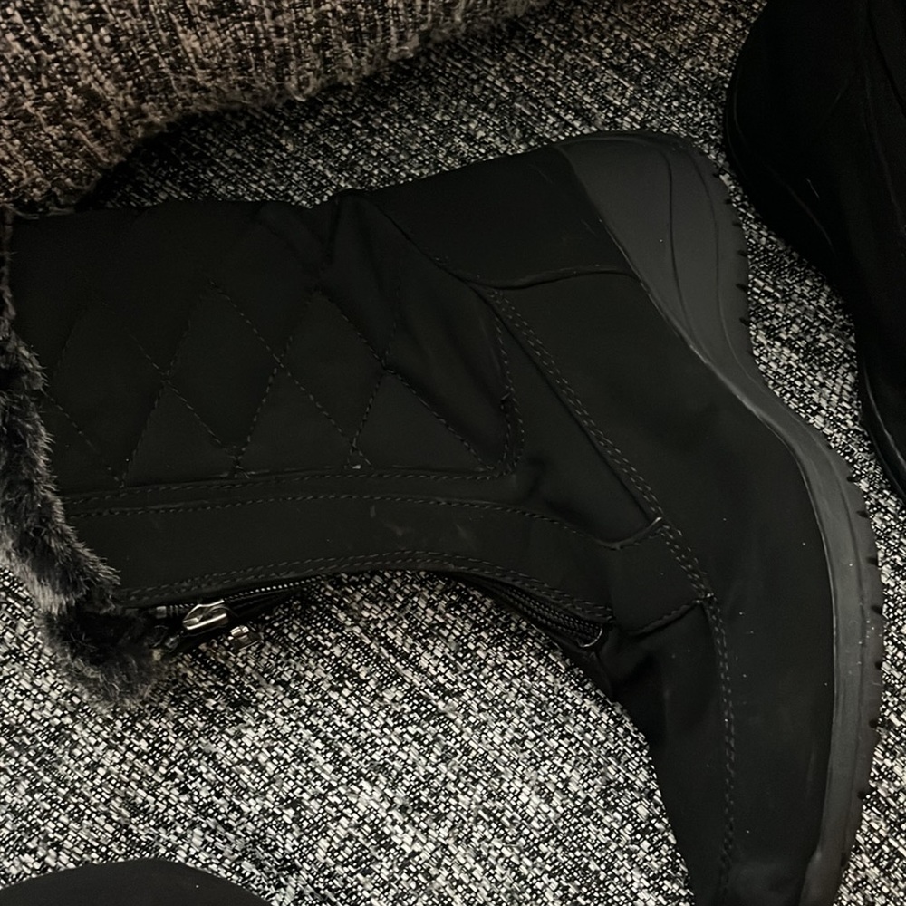 Snow boots - Picture 2 of 7